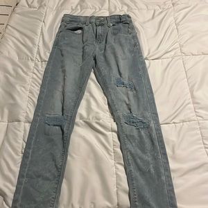 Denizen Levi low rise jeans, like new, good quality